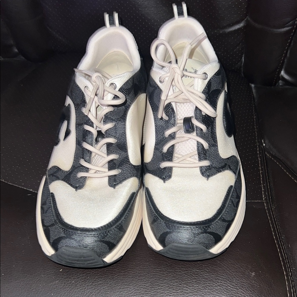 Coach Women's Black and Cream Athletic Sneakers